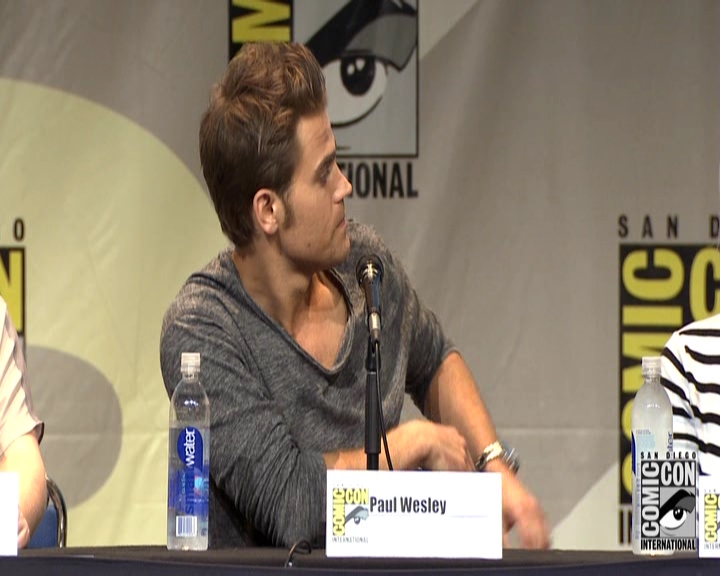 VampireDiariesWorld-dot-nl_S7-dvdextra-2015ComicConPanel0913.jpg