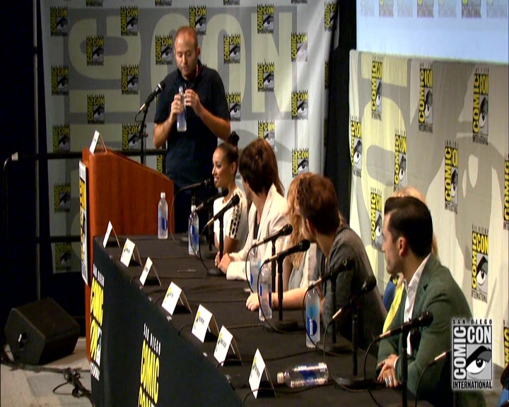 VampireDiariesWorld-dot-nl_S7-dvdextra-2015ComicConPanel1129.jpg