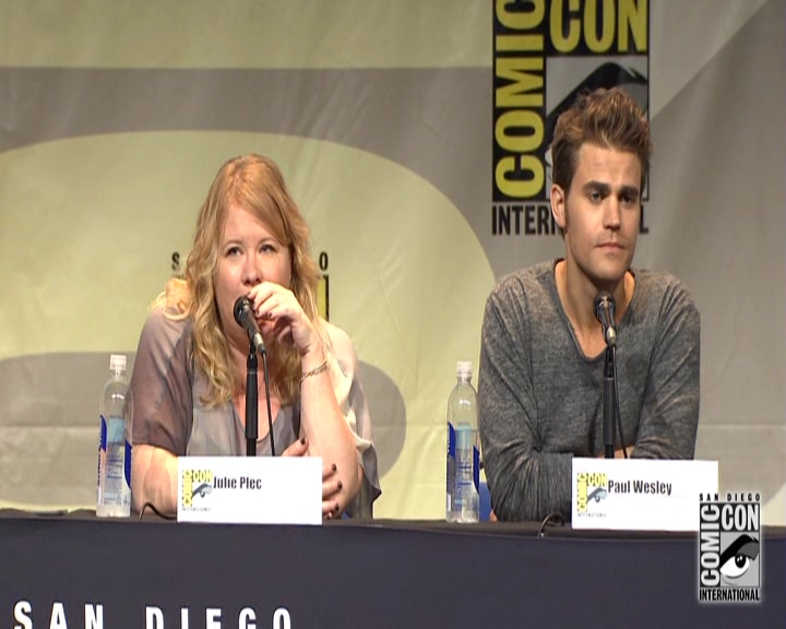 VampireDiariesWorld-dot-nl_S7-dvdextra-2015ComicConPanel1368.jpg