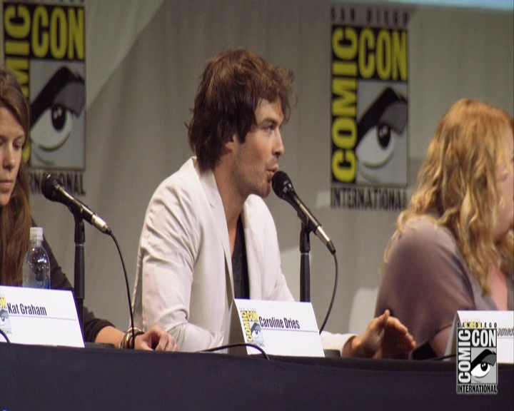 VampireDiariesWorld-dot-nl_S7-dvdextra-2015ComicConPanel1387.jpg