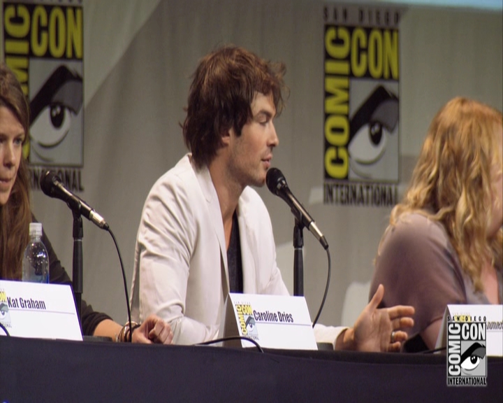 VampireDiariesWorld-dot-nl_S7-dvdextra-2015ComicConPanel1388.jpg