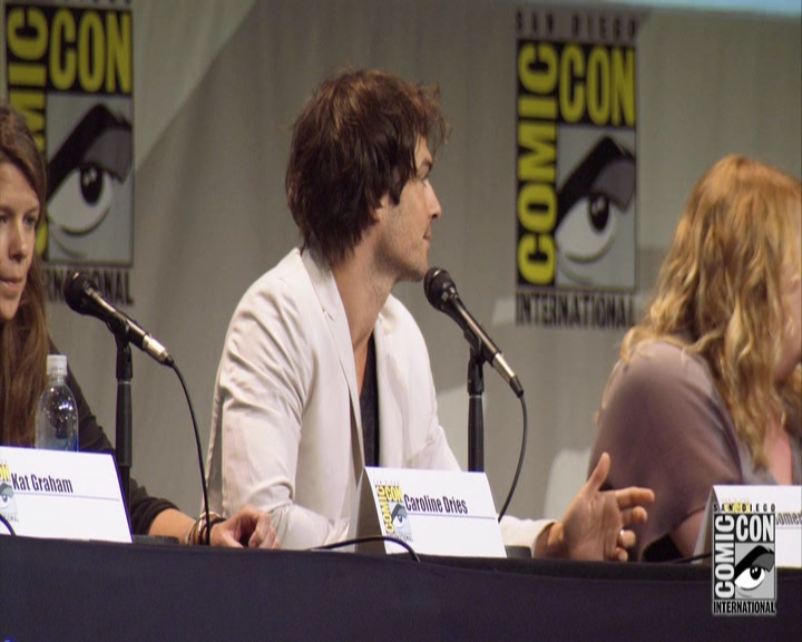 VampireDiariesWorld-dot-nl_S7-dvdextra-2015ComicConPanel1389.jpg