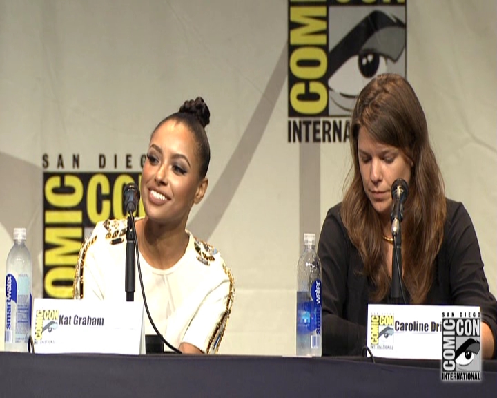 VampireDiariesWorld-dot-nl_S7-dvdextra-2015ComicConPanel1409.jpg