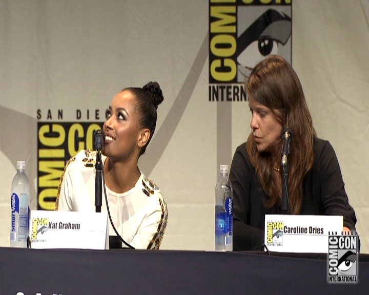 VampireDiariesWorld-dot-nl_S7-dvdextra-2015ComicConPanel1420.jpg