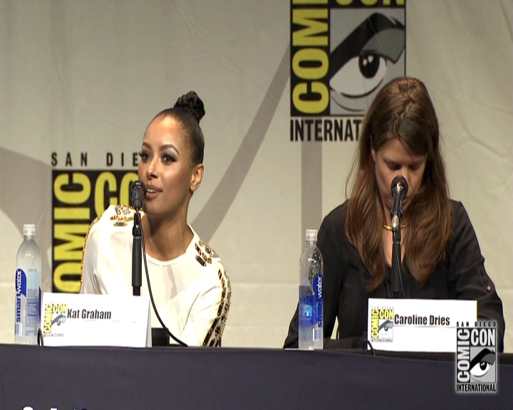 VampireDiariesWorld-dot-nl_S7-dvdextra-2015ComicConPanel1426.jpg