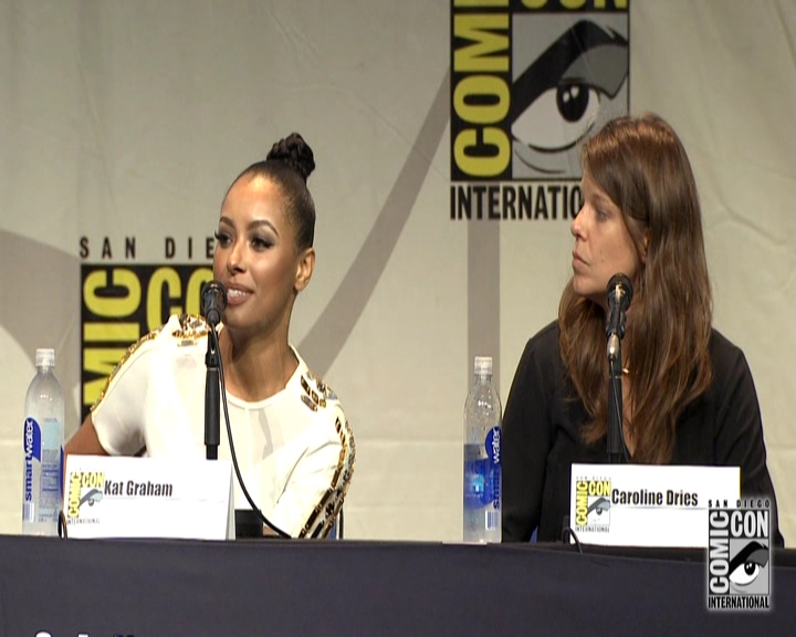 VampireDiariesWorld-dot-nl_S7-dvdextra-2015ComicConPanel1431.jpg