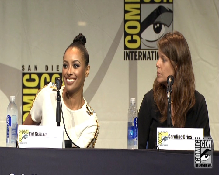 VampireDiariesWorld-dot-nl_S7-dvdextra-2015ComicConPanel1432.jpg