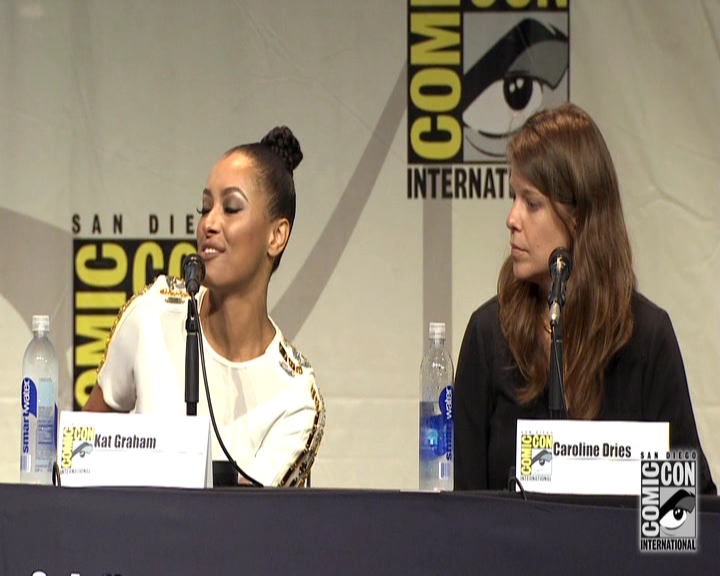 VampireDiariesWorld-dot-nl_S7-dvdextra-2015ComicConPanel1433.jpg