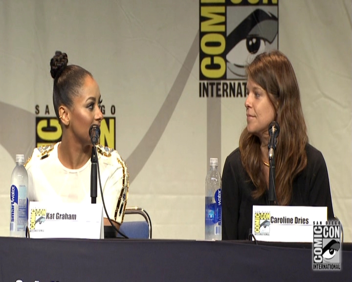 VampireDiariesWorld-dot-nl_S7-dvdextra-2015ComicConPanel1438.jpg