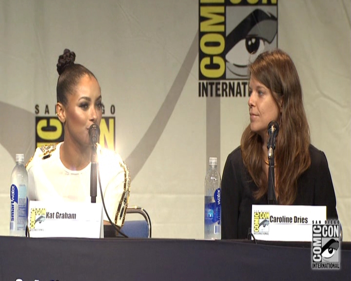 VampireDiariesWorld-dot-nl_S7-dvdextra-2015ComicConPanel1440.jpg