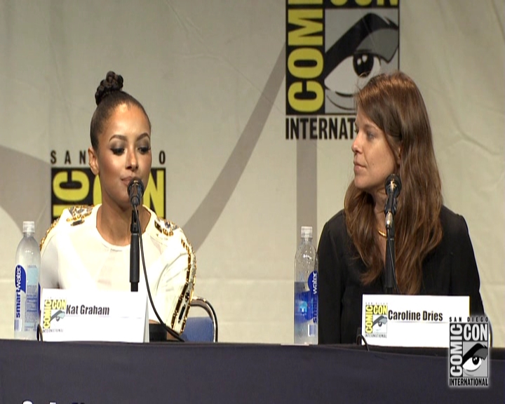 VampireDiariesWorld-dot-nl_S7-dvdextra-2015ComicConPanel1443.jpg