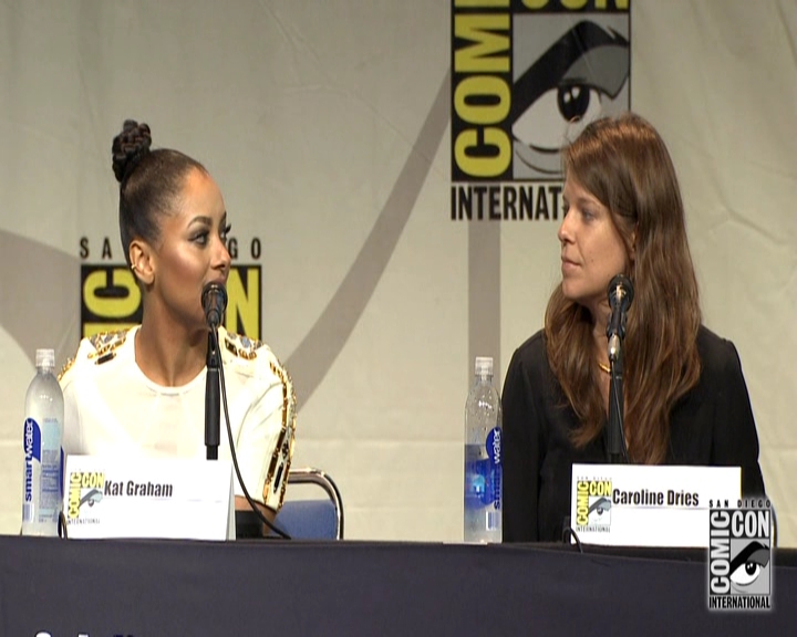 VampireDiariesWorld-dot-nl_S7-dvdextra-2015ComicConPanel1444.jpg