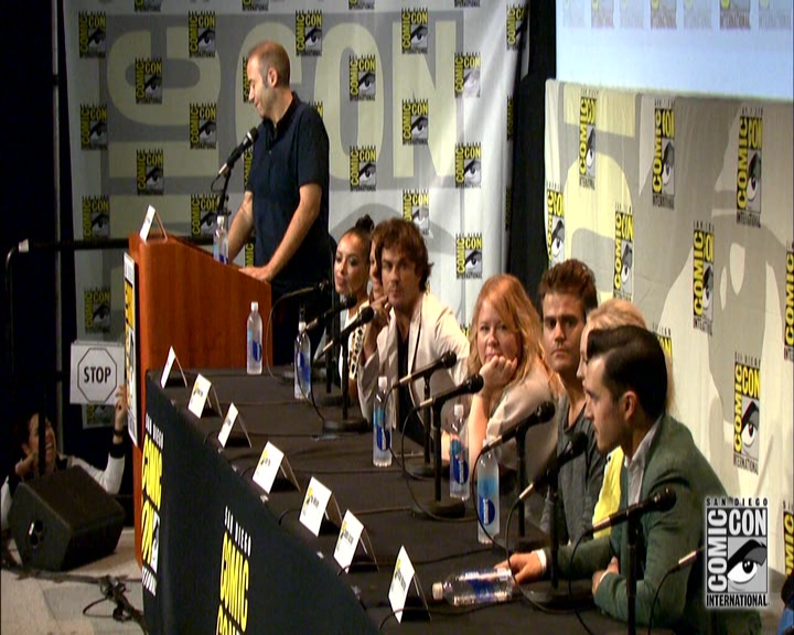 VampireDiariesWorld-dot-nl_S7-dvdextra-2015ComicConPanel1457.jpg