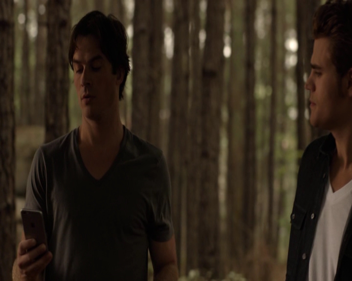 VampireDiariesWorld-dot-nl_S7-dvdextra-GAGReel0017.jpg