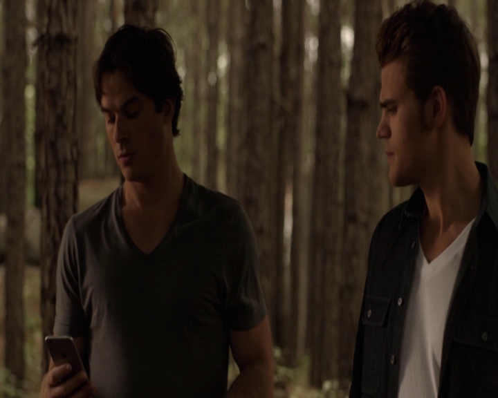 VampireDiariesWorld-dot-nl_S7-dvdextra-GAGReel0018.jpg