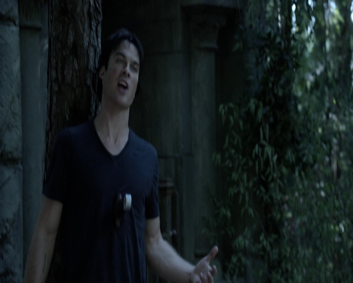 VampireDiariesWorld-dot-nl_S7-dvdextra-GAGReel0113.jpg