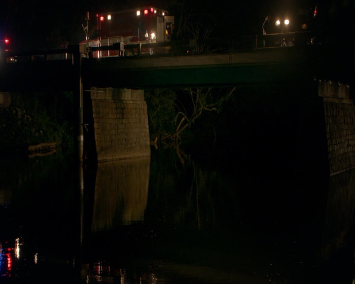 VampireDiaries-dot-nl_VampireDiaries-8x03YouDecidedThatIWasWorthSaving0047.jpg