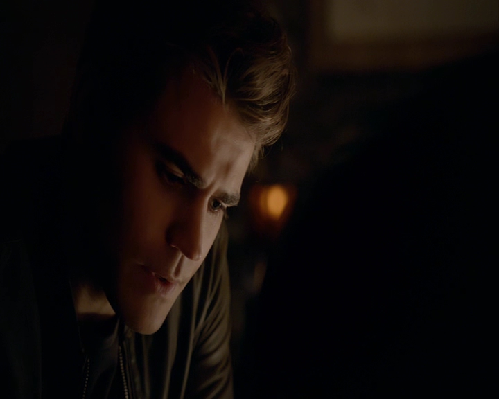 VampireDiaries-dot-nl_VampireDiaries-8x03YouDecidedThatIWasWorthSaving2008.jpg