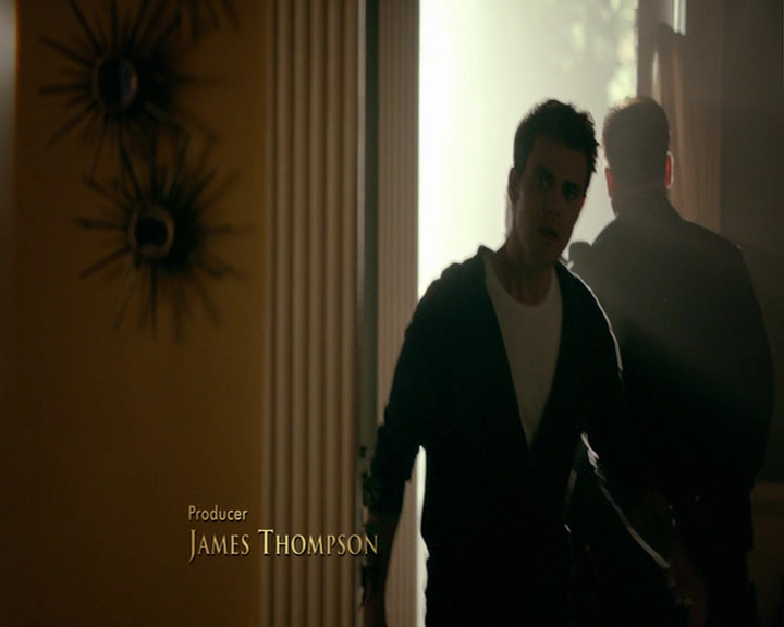 VampireDiaries-dot-nl_VampireDiaries-8x06DetouredOnSomeRandomBackwoodsPathToHell0205.jpg