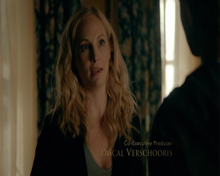 VampireDiaries-dot-nl_VampireDiaries-8x06DetouredOnSomeRandomBackwoodsPathToHell0219.jpg