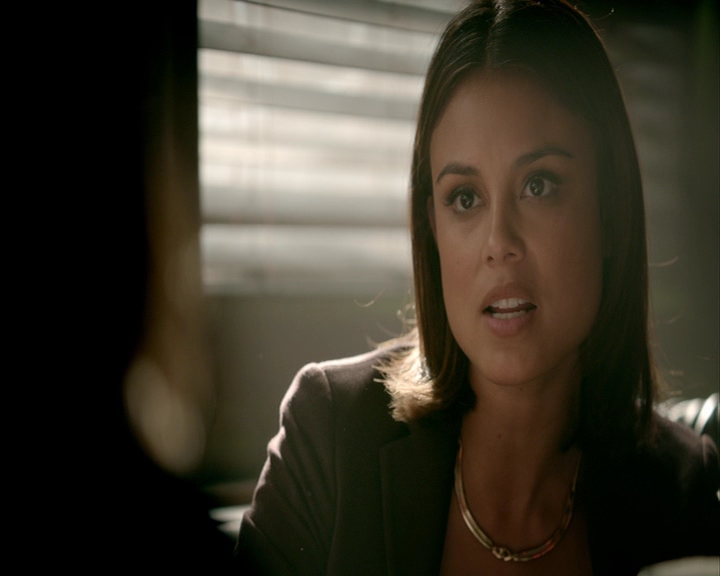 VampireDiaries-dot-nl_VampireDiaries-8x06DetouredOnSomeRandomBackwoodsPathToHell0357.jpg
