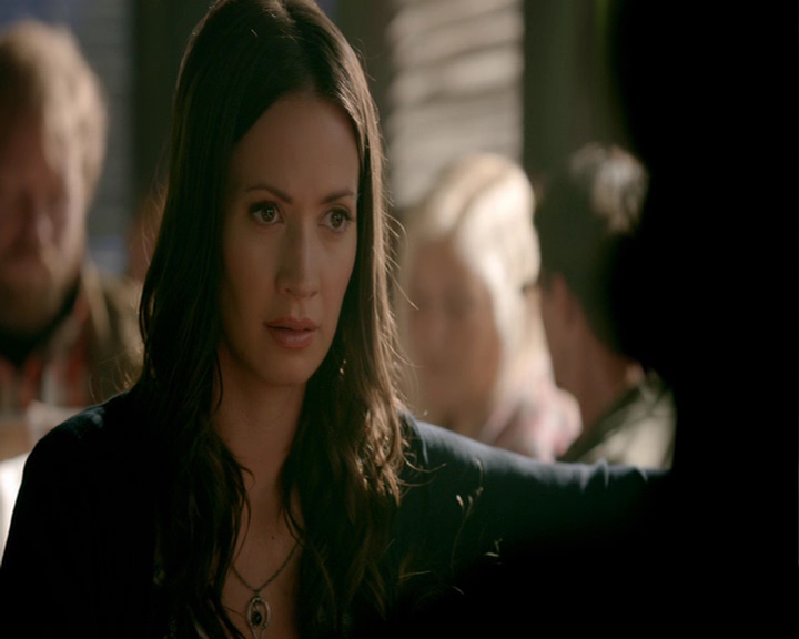 VampireDiaries-dot-nl_VampireDiaries-8x06DetouredOnSomeRandomBackwoodsPathToHell0358.jpg