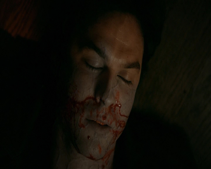VampireDiaries-dot-nl_VampireDiaries-8x06DetouredOnSomeRandomBackwoodsPathToHell2351.jpg