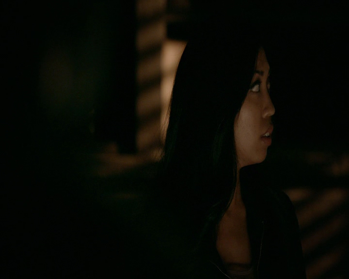 VampireDiaries-dot-nl_VVampireDiaries-dot-nl_VampireDiaries-8x08WeHaveHistoryTogether0069.jpg