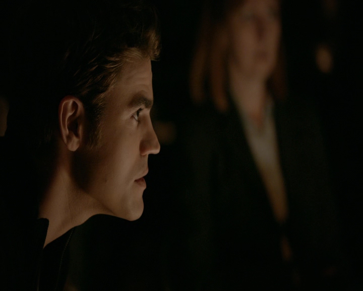 VampireDiaries-dot-nl_VVampireDiaries-dot-nl_VampireDiaries-8x08WeHaveHistoryTogether0086.jpg