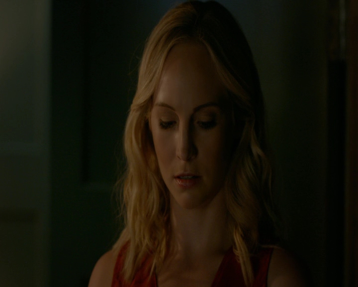 VampireDiaries-dot-nl_VVampireDiaries-dot-nl_VampireDiaries-8x08WeHaveHistoryTogether1772.jpg