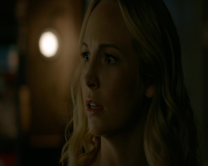 VampireDiaries-dot-nl_VVampireDiaries-dot-nl_VampireDiaries-8x08WeHaveHistoryTogether1789.jpg