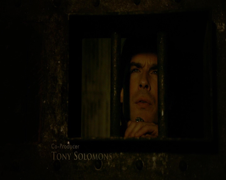 VampireDiaries-dot-nl_VampireDiaries-8x11YouMadeAChoiceToBeGood0138.jpg